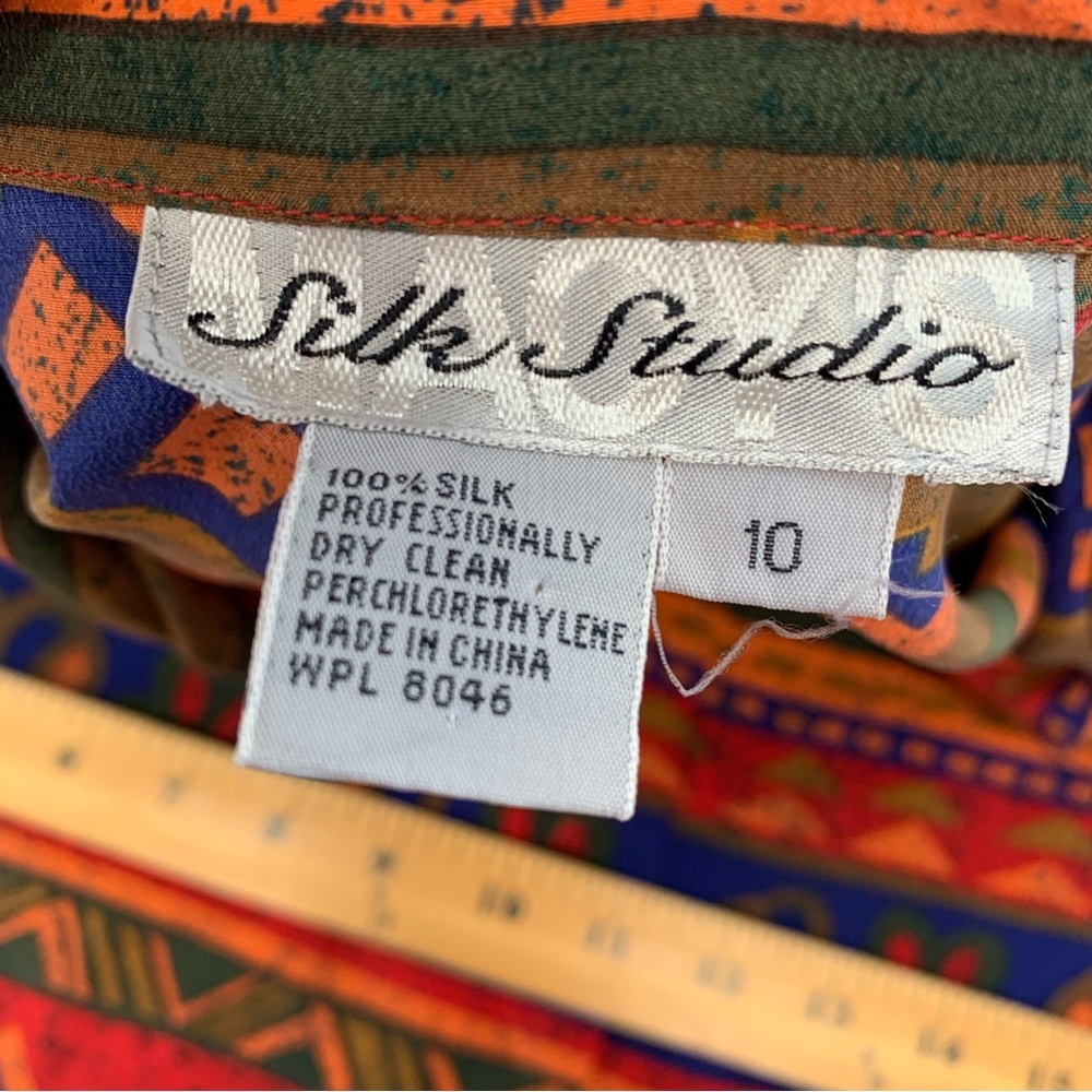 Vintage 90s Silk Dress 10 Button Front Belt Southwest Print Shift Lightweight - Picture 7 of 8